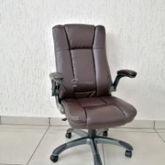 Кресло Barneo K-24 для руководителя (коричневая экокожа) в Нижнекамске - nizhnekamsk.mebel24.online | фото